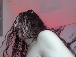 Amateur Sex Cam of agatha_monfort1
