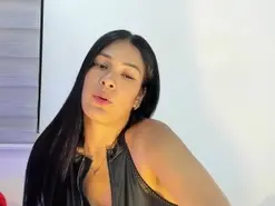 Amateur Nude Webcam of bella_hadid1_