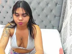 Amateur Free Live Porn of LauraHillx