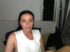 Amateur Nude Webcam of Carlalicious