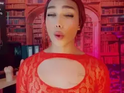 Amateur Live Sex Cam of emeli_roushot