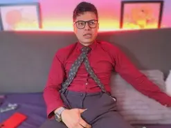 Amateur Sex Cam of AquilesTaylor