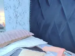 Amateur Live Sex Cam of Naia_x