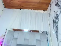 Amateur Free Porn Cam of Naia_x