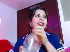 Amateur Nude Webcam of antonellaANDmao
