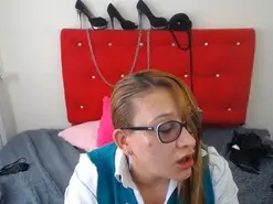 Amateur Watch Live Sex Cams of Latinahotboddy
