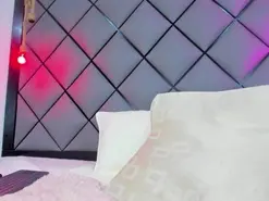 Amateur Live Sex Cam of Ella_Kelly