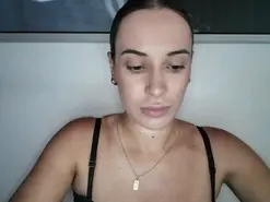 Amateur Private Sex Chat of bbygucci_7
