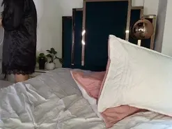 Amateur Live Porn of laura_hotties