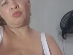 Amateur Best Webcam of AngelaMadurita