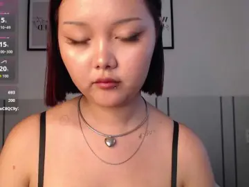Bongacams Nude Webcam of MomoMoonxxx