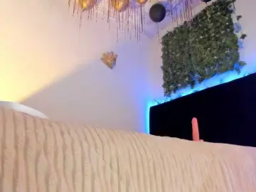 Bongacams Watch Live Sex Cams of flylia01