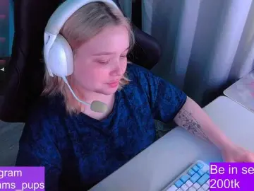 Bongacams Free Live Porn of AlinaAdams