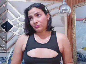 Bongacams Watch Live Sex Cams of sluttyandmature