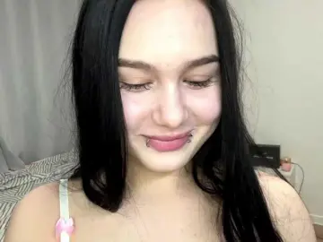 Bongacams Watch Live Sex Cams of DiaphanousDream