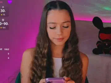 Bongacams Free Live Porn of MaybeBabeTV