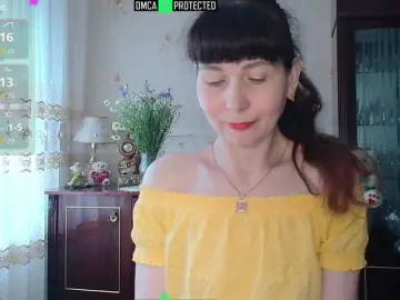 Bongacams Watch Live Sex Cams of caroliiine