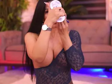 Bongacams Free Live Porn of GallienneGolld