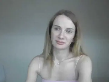 Bongacams Nude Webcam of AinyrVixxen