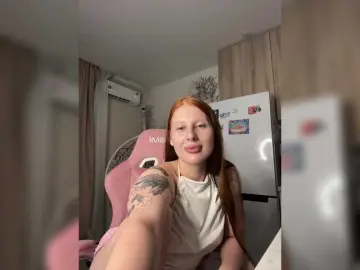 Bongacams Live Sex Cam of Julia-Fox
