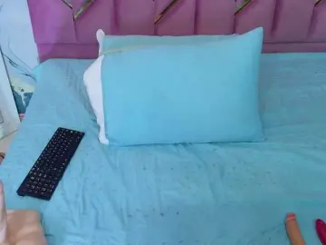 Bongacams Sex Cam of cutepetitee
