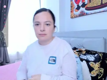 Bongacams Live Sex Cam of angelaagomez