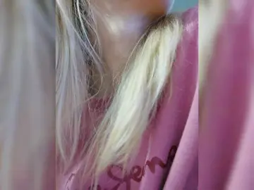 Bongacams Live Sex Cam of LittleSammy