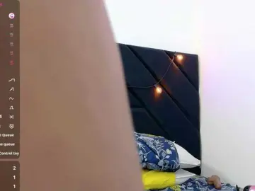 Bongacams Watch Live Sex Cams of skinnyindiansluttt