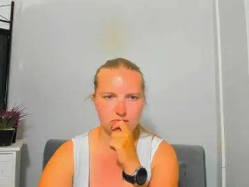 Bongacams Watch Live Sex Cams of RoseNatural
