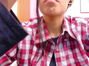 Bongacams Live Sex Cam of yourcuteneighbourr