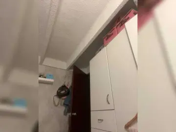 Bongacams Live Porn of SallyeLeins
