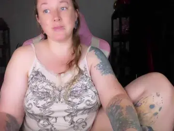 Bongacams Free Live Porn of NylonQueen