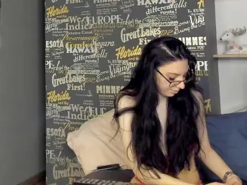 Bongacams Live Sex Cam of RavenBliss