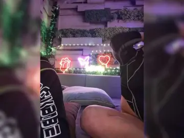 Bongacams Free Live Porn of 2Laski2
