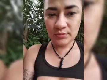 Bongacams Best live sex cam show of 2Laski2