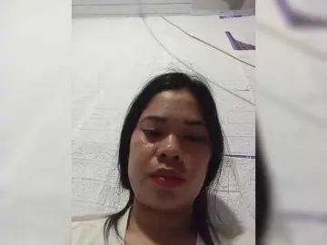 Bongacams Free Porn Cam of Asiansexy4ulove