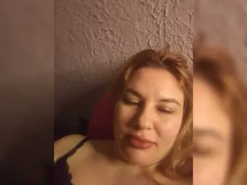 Bongacams Sex Cam of AvaQueen