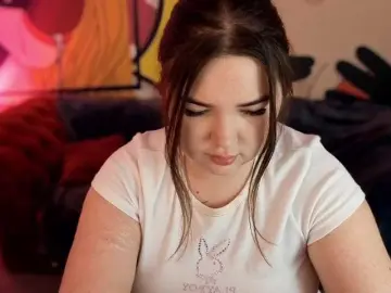 Bongacams Free Live Porn of RosieMoons