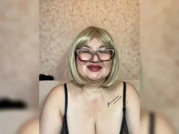 Bongacams Watch Live Sex Cams of SVETIKBOMBOCHKA