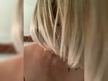 Bongacams Sex Cam of SVETIKBOMBOCHKA