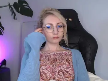 Bongacams Free Live Porn of CinderellaMoon