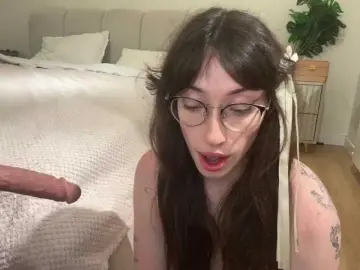Bongacams Adult Webcams of KellyyBeryy