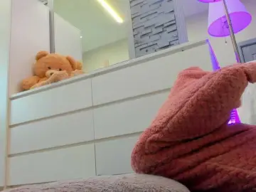 Bongacams Free Live Porn of Reina-Cummings