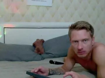 Bongacams Live Porn of JessSteve