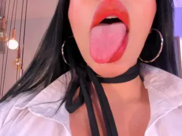 Bongacams Best Webcam of LeahLombardi