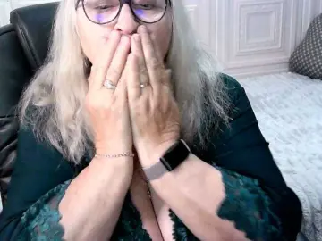 Bongacams Free Live Porn of LolkaAlyss