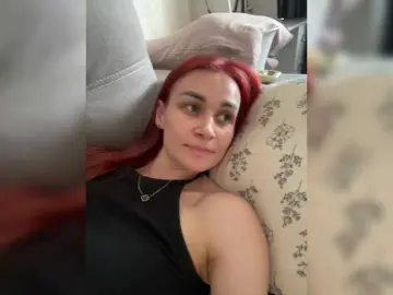 Bongacams Adult Video Chat of SweetQueen11