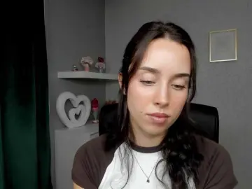 Bongacams Watch Live Sex Cams of adeleLive