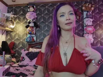 Bongacams Free Porn Cam of YummyMeily