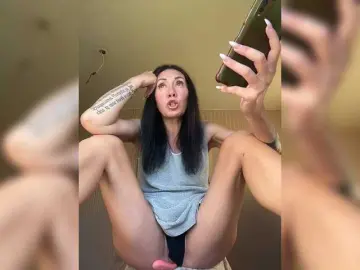 Bongacams Live Sex Cam of KarolinaMilf